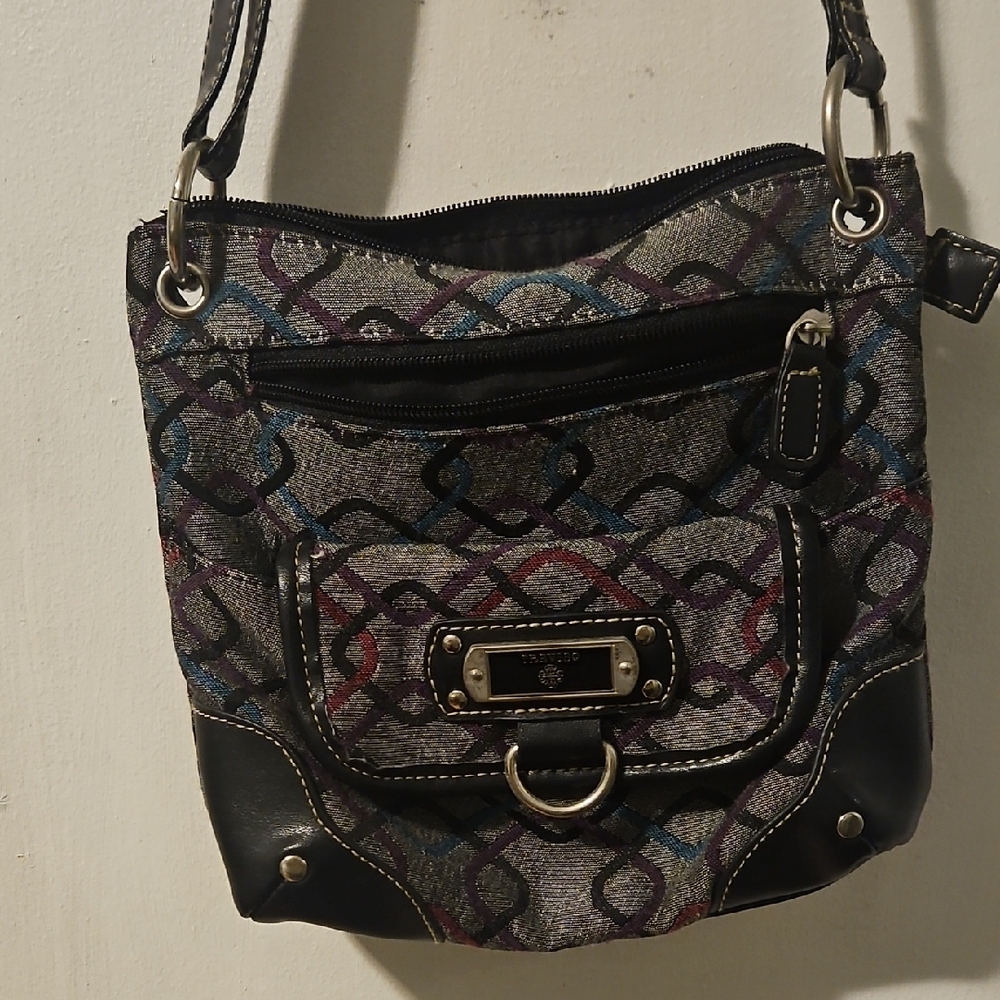Elegant Women's Crossbody Bag with Patterned Design